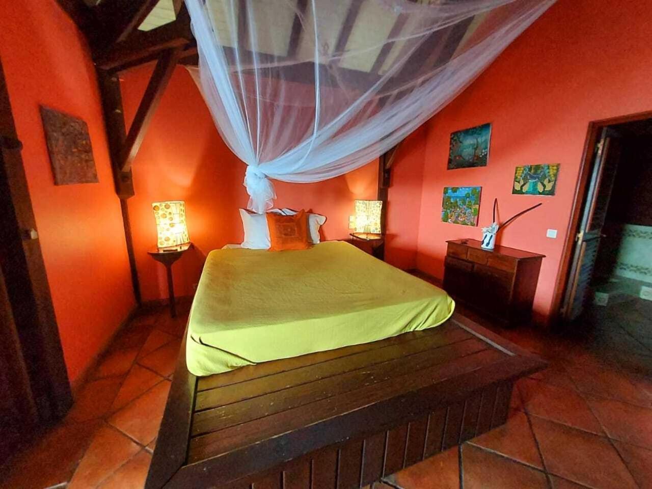 Villa Du Jardin Botanique, Ex. Propriete Coluche Deshaies Exteriör bild
