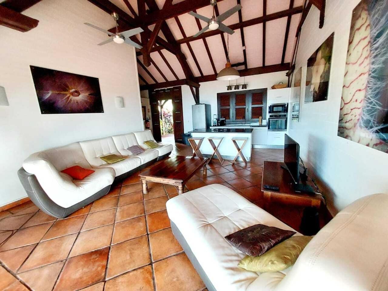 Villa Du Jardin Botanique, Ex. Propriete Coluche Deshaies Exteriör bild